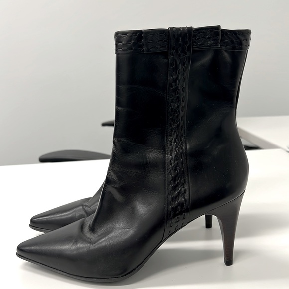 Hugo Boss Booties - Picture 1 of 4